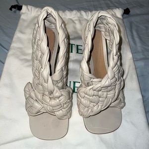 BOTTEGA VENETA
Off-White Intrecciato Board Heeled Sandals
